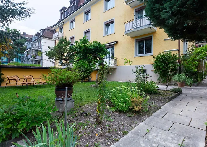 Maple Helle Mit Balkon&2 Großen Schlafzimmern * Zúrich